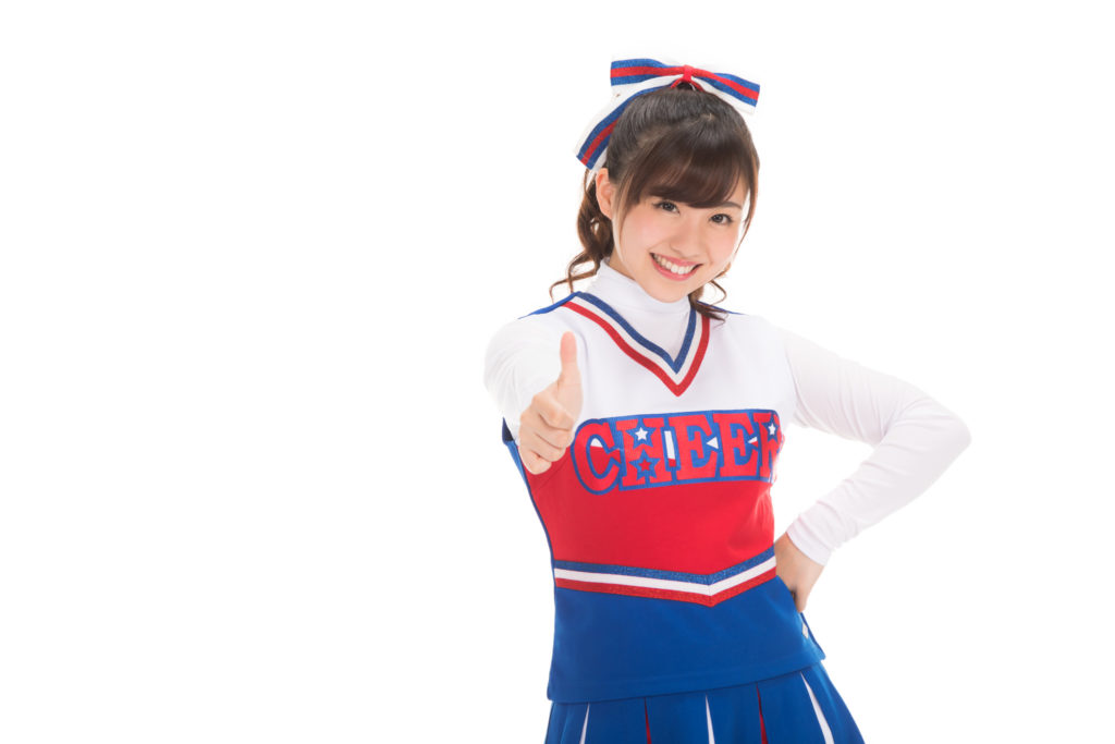 いいね!するユニフォーム姿の応援チア